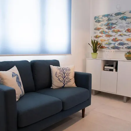 Apartment Virgilio Hosting Casa Nuovissima Vista Mare Torre Pali