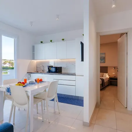Apartamento Virgilio Hosting Casa Nuovissima Vista Mare *