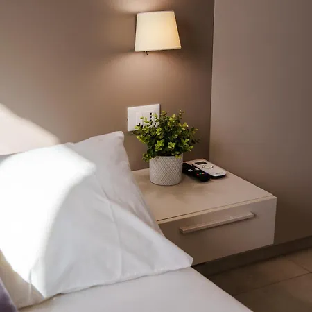 Апартаменты Virgilio Hosting Casa Nuovissima Vista Mare *